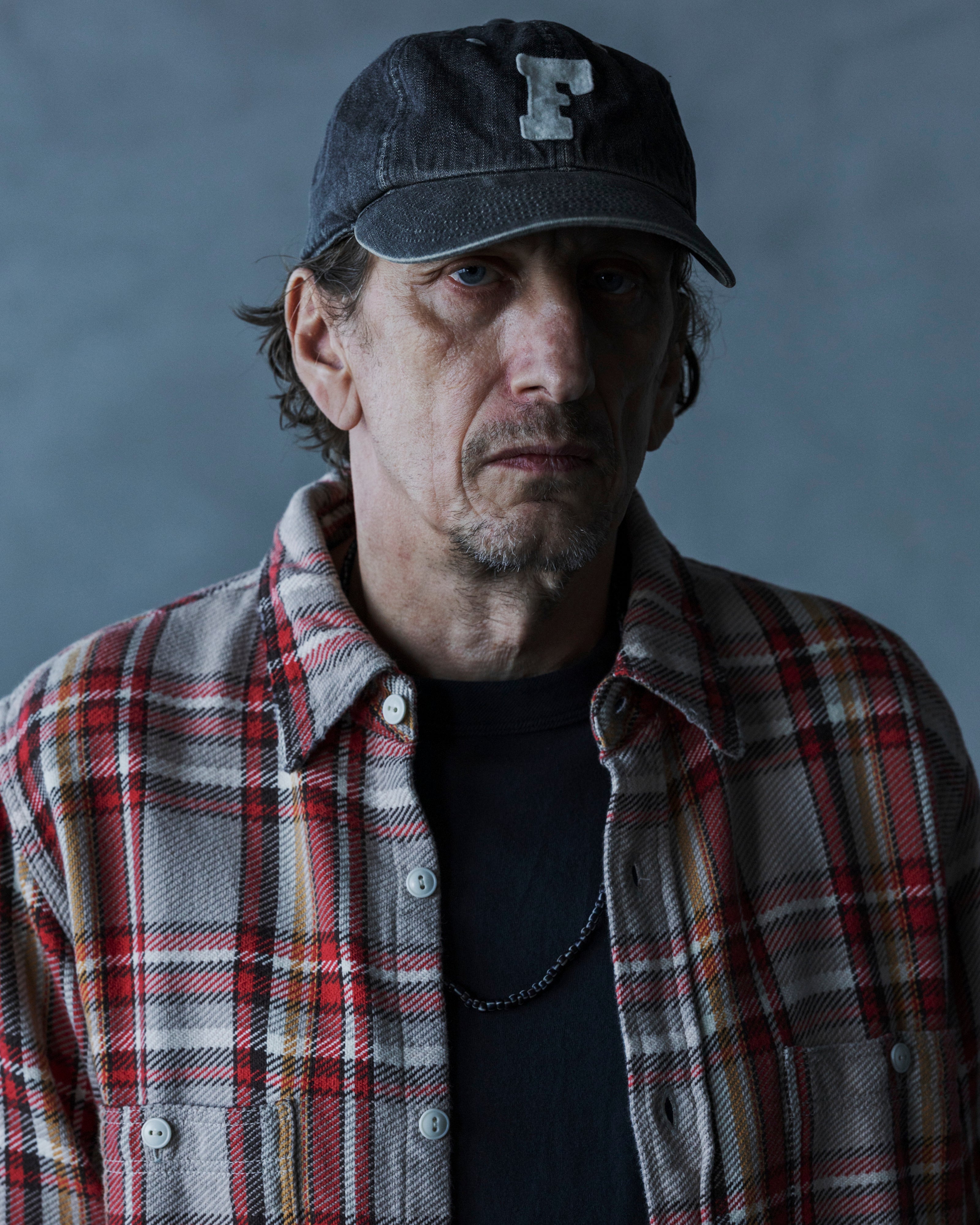 6843HW 6Panel Denim Baseball Cap ’F’ Patch Vintage Wash